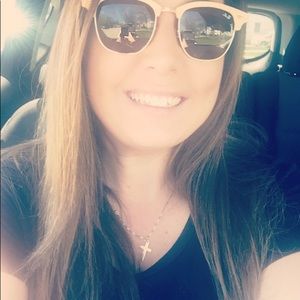 Meet your Posher, Lyndsey